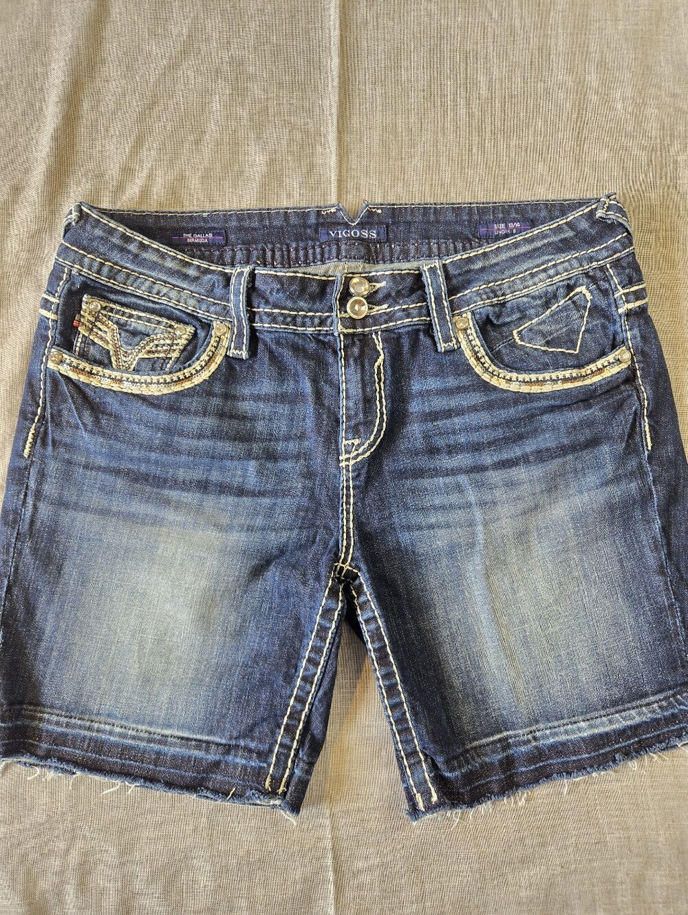 Vigoss The Dallas Bermuda Denim Shorts Womens 13/14 Rhinestone Sequins Raw Hem